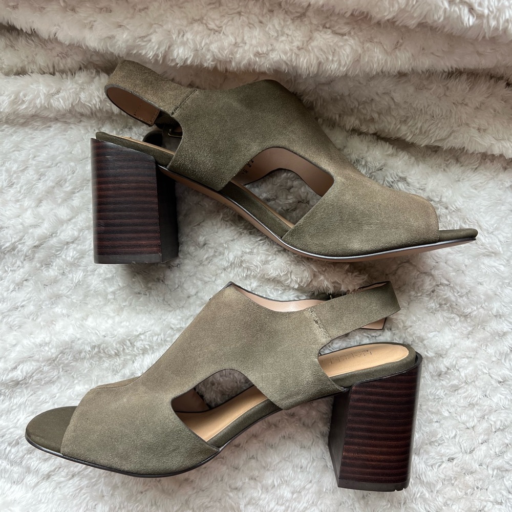 Market & Spruce Green Suede Heels 3 1/2 in